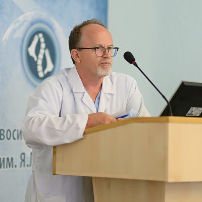 Профессор Виктор Викторович Рерих